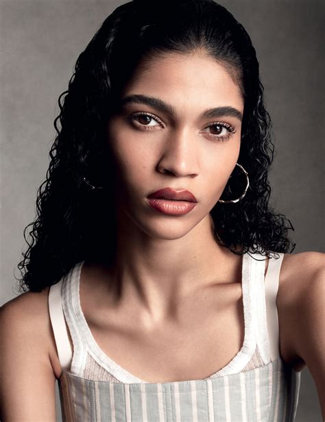 raynara negrine